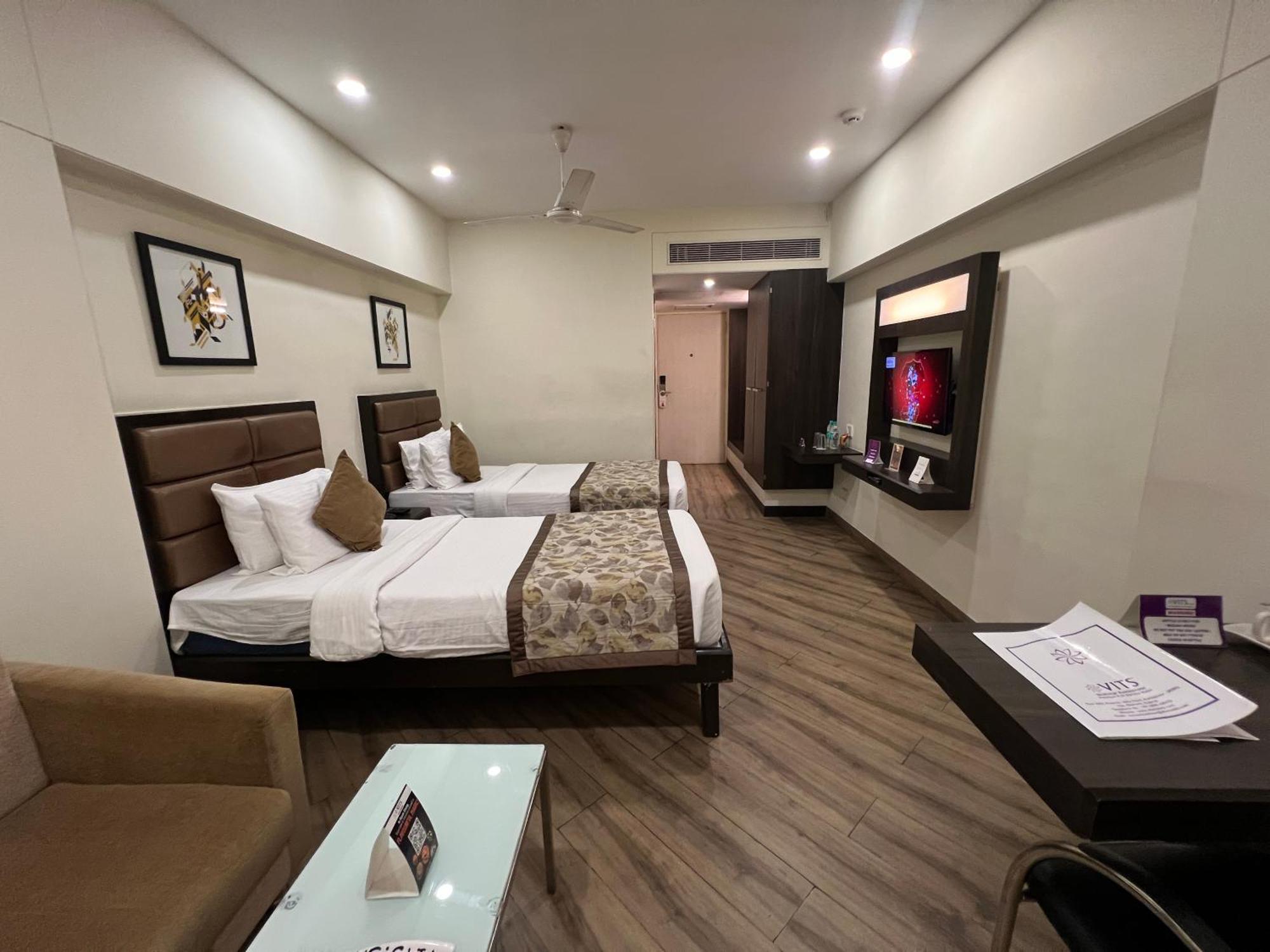 Vits Shalimar, Ankleshwar Hotell Exteriör bild