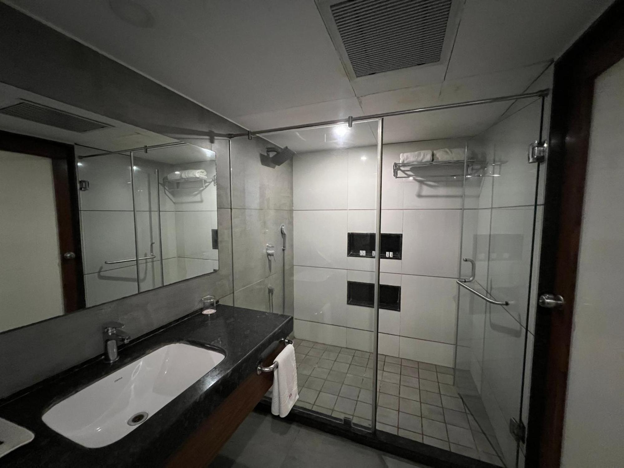 Vits Shalimar, Ankleshwar Hotell Exteriör bild