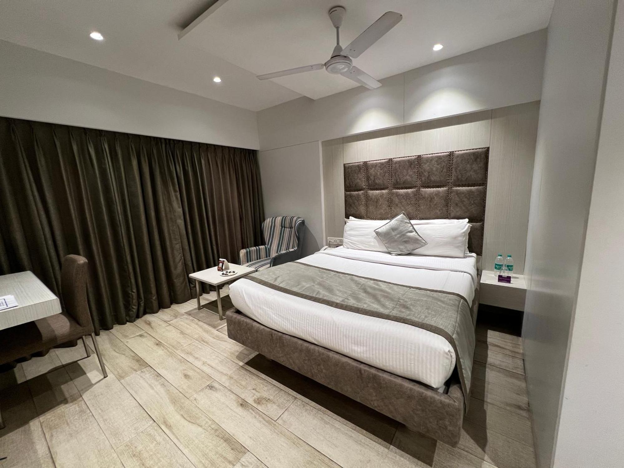 Vits Shalimar, Ankleshwar Hotell Exteriör bild