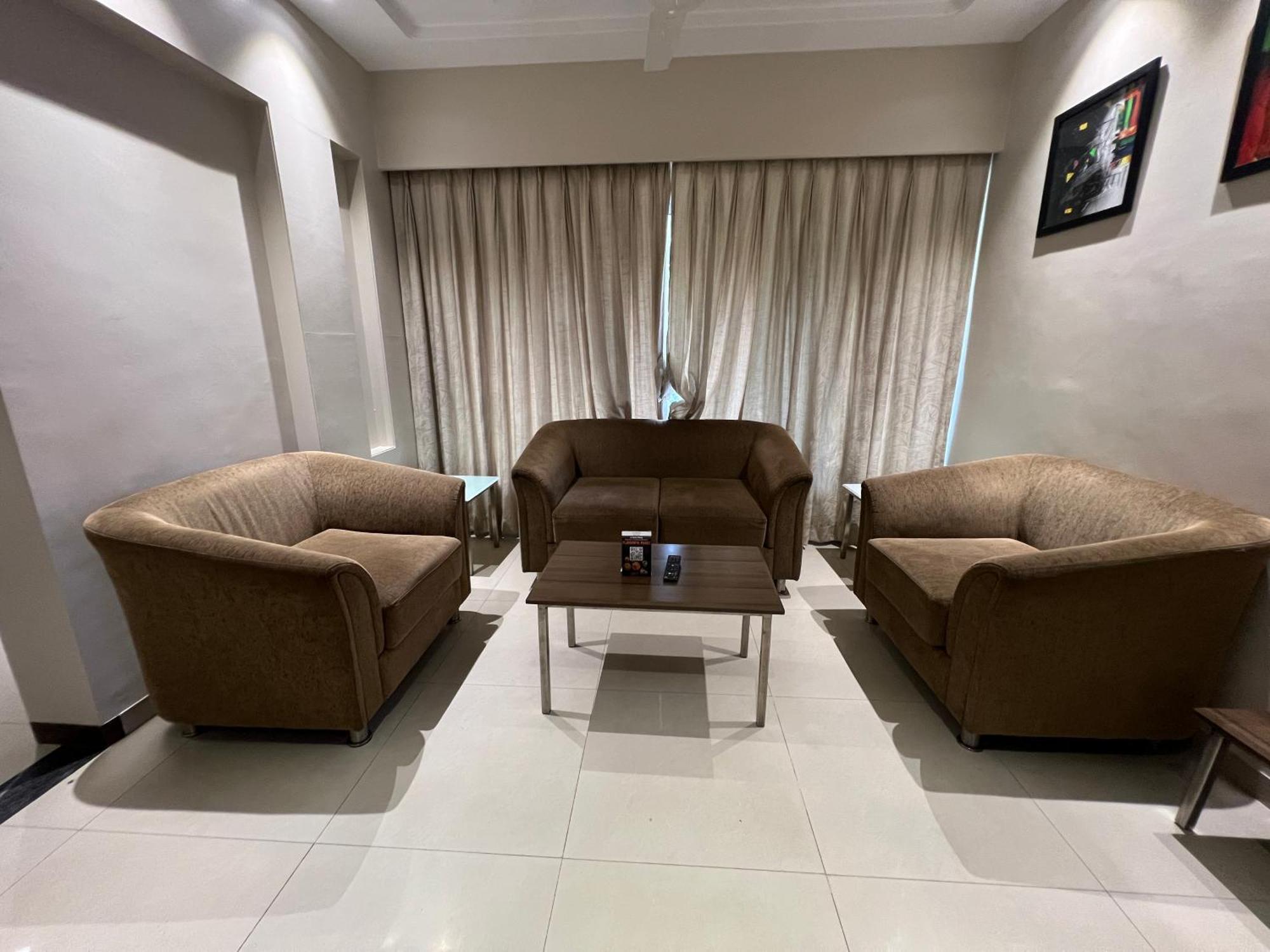 Vits Shalimar, Ankleshwar Hotell Exteriör bild