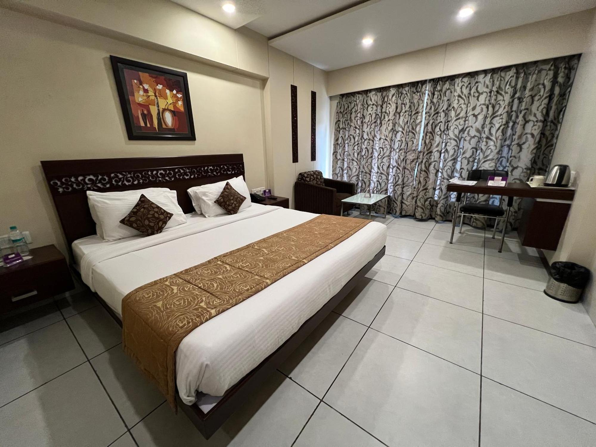 Vits Shalimar, Ankleshwar Hotell Exteriör bild