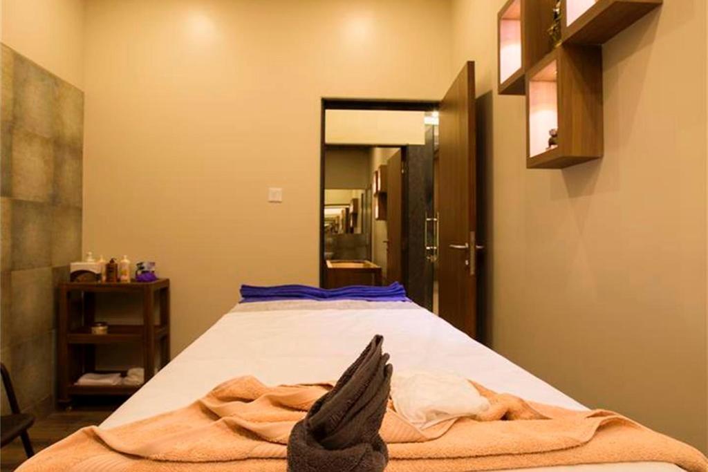 Vits Shalimar, Ankleshwar Hotell Exteriör bild