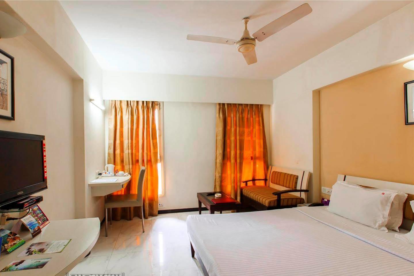Vits Shalimar, Ankleshwar Hotell Exteriör bild