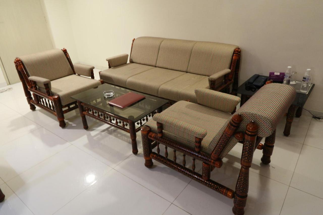 Vits Shalimar, Ankleshwar Hotell Exteriör bild